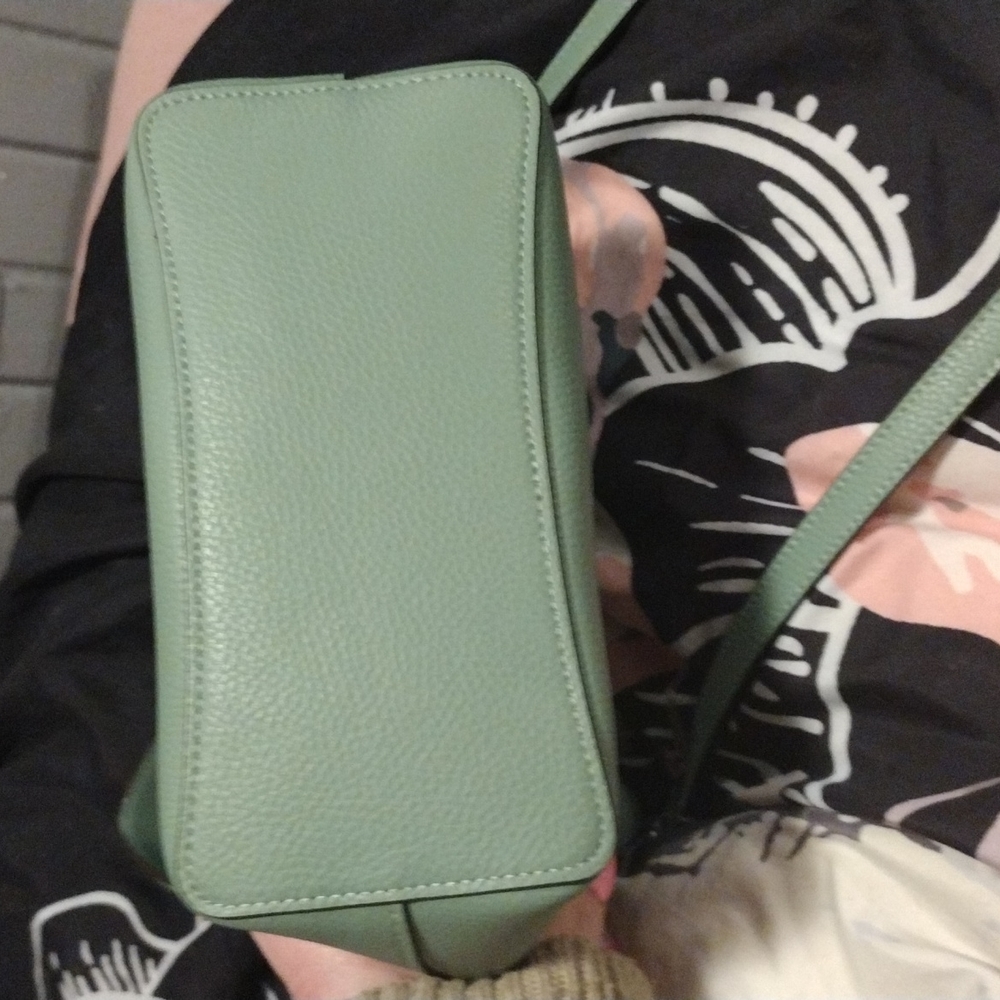 Brand New coach purse .. - Picture 5 of 6